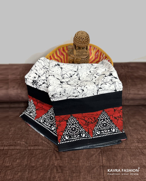 Black Hand Printed Red Geometric Print Mulmul Saree